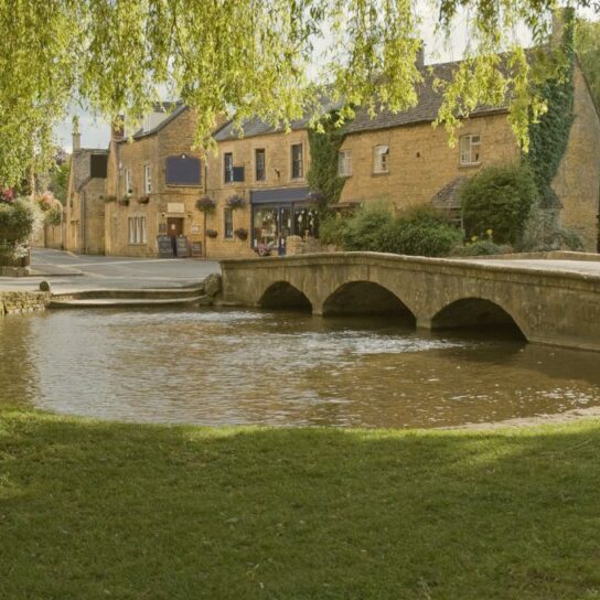 River windrush, Cotswolds